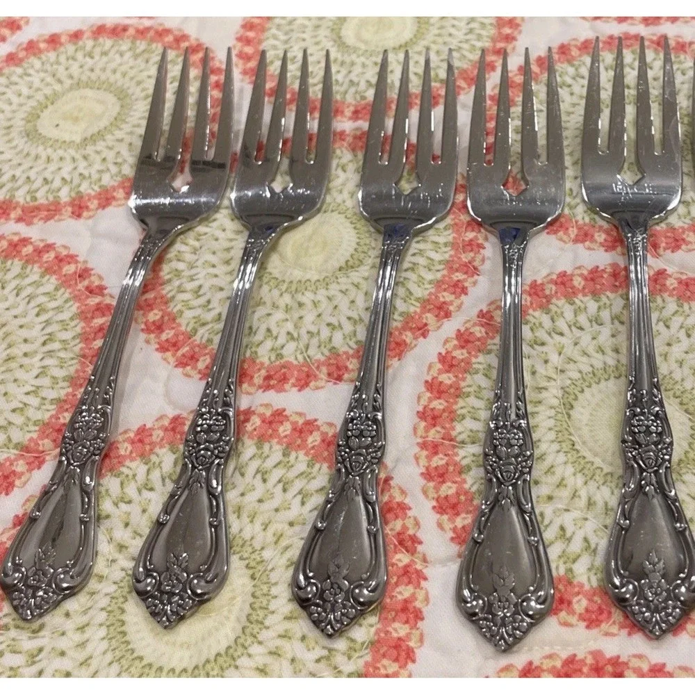 Oneida Distinction‎ Deluxe Kenneth Square Salad Forks Fork Stainless Set Of 5